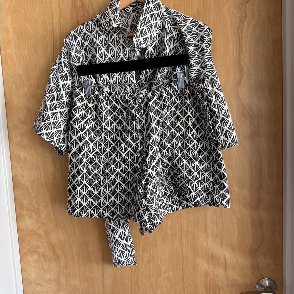 Black and White H&M Geometric Patterned  set (from Sweden)